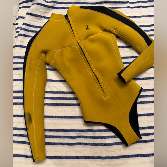 Jonesea Kill Bill cheeky wetsuit springsuit - Picture 9 of 10